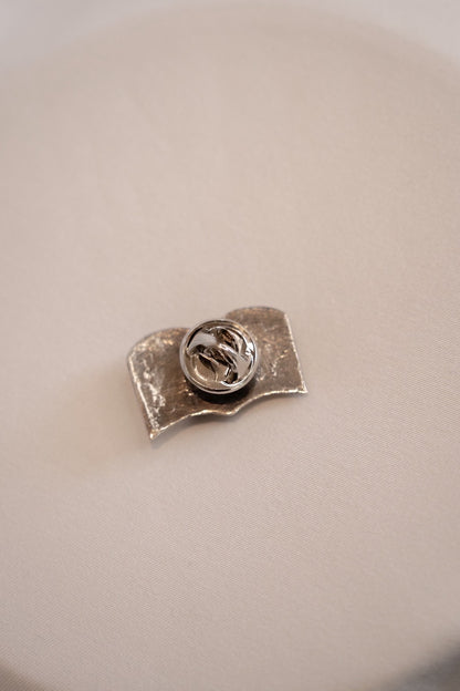 Book brooch
